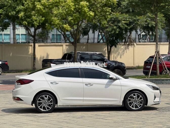 Elantra 2.0 sx 2019 ĐB