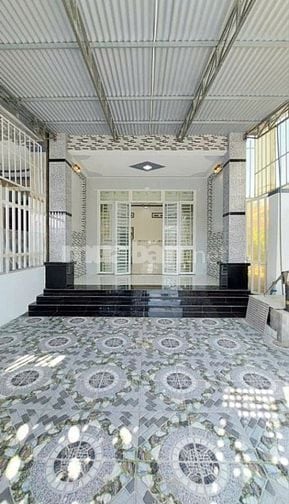  Loa... Cần bán gấp căn Nhà cấp 4, 184m2, ở Tân Phú TRung, giá 700TR