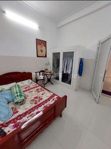 Sang tên nhà gần chợ Bình Chánh đường 18B, có sổ hồng riêng