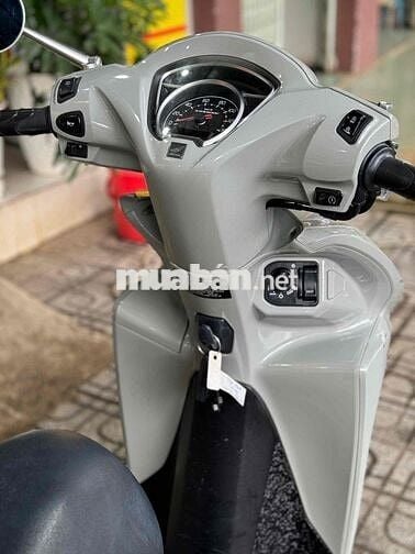 Viíion 12.2023 đầu 2023 bản Thể thao