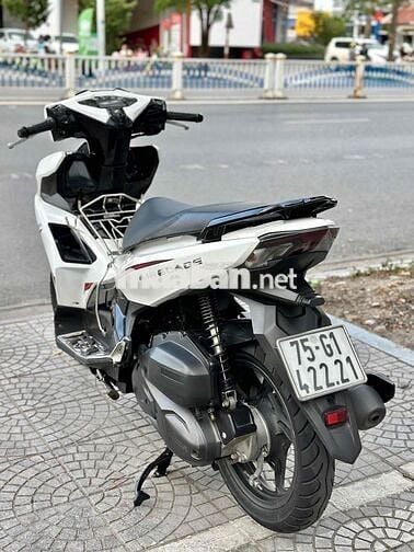 Bán xe AB 8/2021 màu trắng