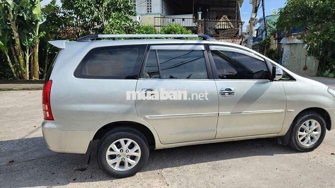 Innova G 2007 - 19000 km