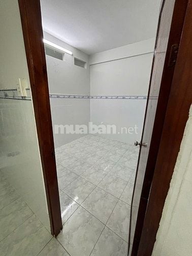 - Chính chủ cho thuê nhà Chung Cư GIA PHÚC, 2 Phòng Ngủ