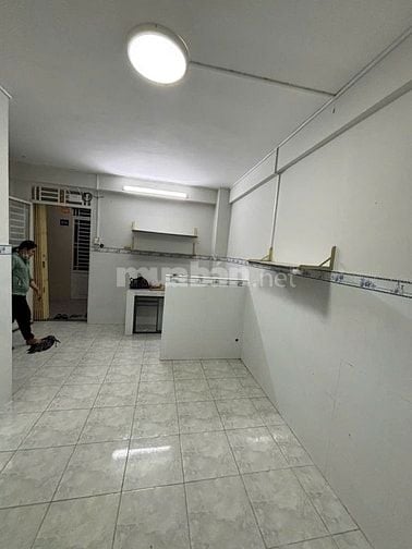 - Chính chủ cho thuê nhà Chung Cư GIA PHÚC, 2 Phòng Ngủ