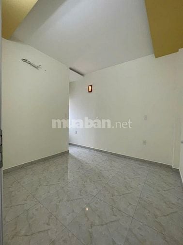 Cho thuê gấp nhà đẹp 8x16m – 4 phòng ngủ, mỗi phòng có WC riêng