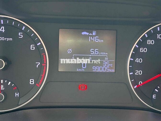 Kia K3 2022 1.6 MT - 100 km