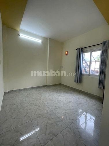 Cho thuê gấp nhà đẹp 8x16m – 4 phòng ngủ, mỗi phòng có WC riêng