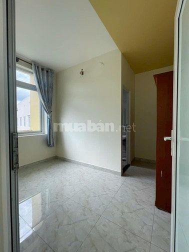 Cho thuê gấp nhà đẹp 8x16m – 4 phòng ngủ, mỗi phòng có WC riêng