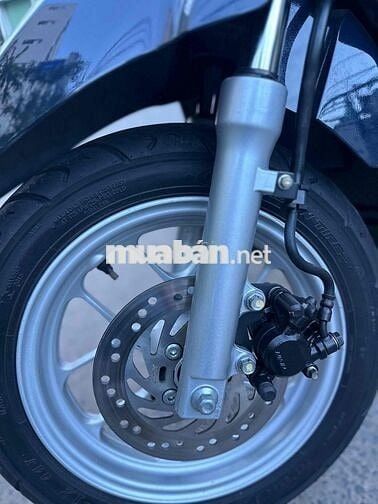LEAD mẫu 4v còn rất mới