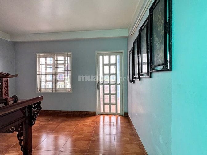 Hót hót!! Bán nhà mặt tiền Huỳnh Tấn Phát, Nhà Bè, Dt 5 x18,5m, 3 lầu,