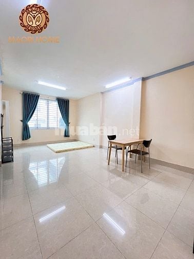 STUDIO Cửa sổ - Full nội thất - Gần chợ