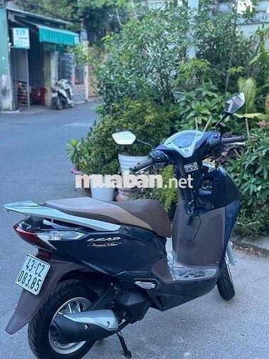 LEAD mẫu 4v còn rất mới