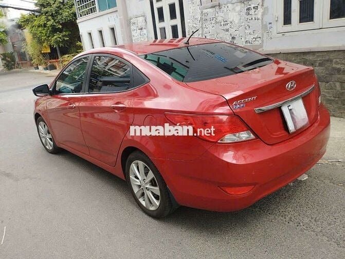 XE HYUNDAI ACCENT BLUE 2015  47000 km