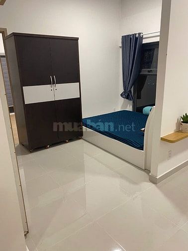 Cho thuê căn hộ tầng 24 view landmark81, tháp bút, căn góc giá 8,5tr