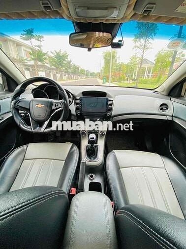 Cần bán xe gia đình Chevrolet Cruze LS 2013