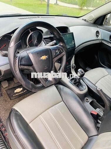 Cần bán xe gia đình Chevrolet Cruze LS 2013