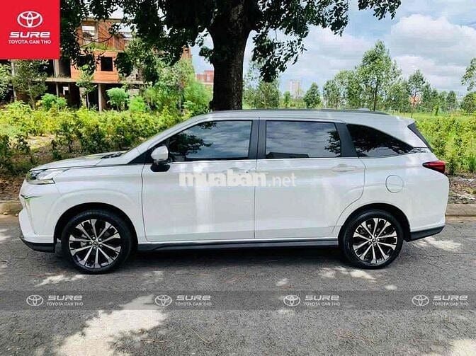 Toyota Veloz Cross Top 2023 - 28.000 km