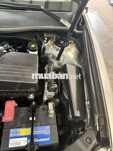 Toyota Camry 2014 2.0E - 90 km