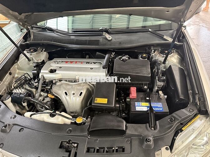 Toyota Camry 2014 2.0E - 90 km