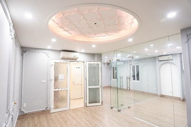 Cho Thuê Văn Phòng 80m2 tại Phố Châu Long, Quận Ba Đình, Mặt Tiền 9m