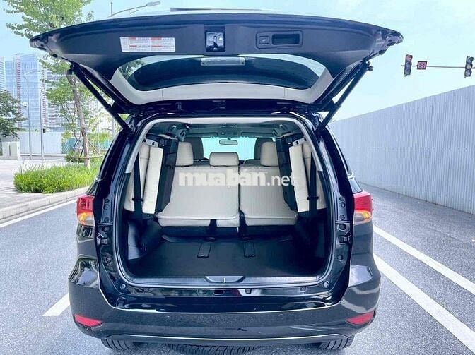 Toyota Fortuner 2017 2.7V 4x4 -