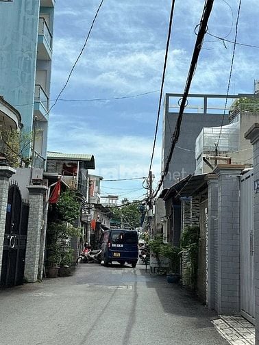 Nhà 5L hẻm 8m 90m2 ngang 5m đi bộ ra Lê Đức Thọ gần Dream Home 8.8 tỷ