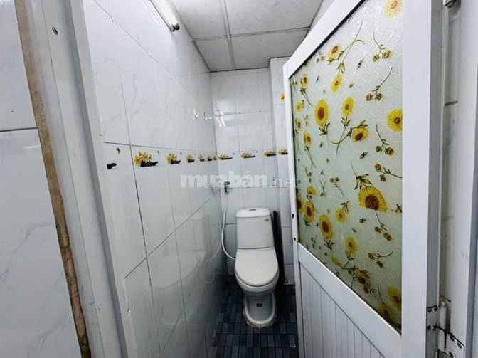 Cho thuê nhà mới xây hẻm 79 bến Phú Định 5 triệu