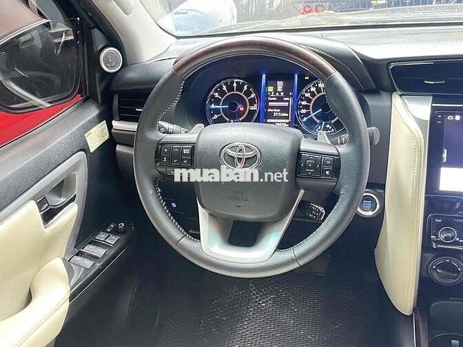 Toyota Fortuner 2017 2.7V 4x4 -
