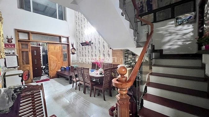Nhà 4 Lầu DT:4,2x15m Cao cấp hẻm 5m Phạm Văn Chiêu, P14, Q.Gò Vấp.