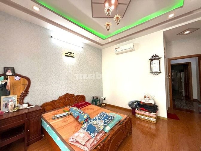Nhà 4 Lầu DT:4,2x15m Cao cấp hẻm 5m Phạm Văn Chiêu, P14, Q.Gò Vấp.