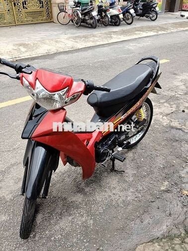 Nhà có con sirut 50cc cần bán