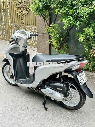 vision 2016 bạc đen bstp chính chủ