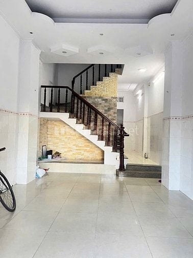 Cho Thuê Nhà Mặt Tiền Đường 23 khu-Bình Phú-P10-Q6, 17 triệu