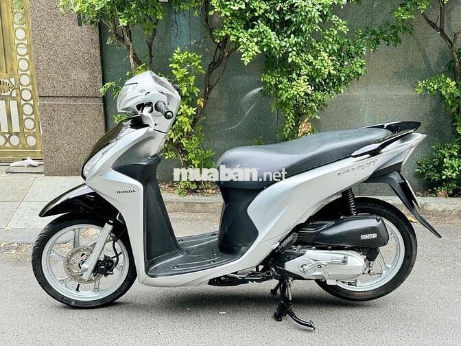 vision 2016 bạc đen bstp chính chủ