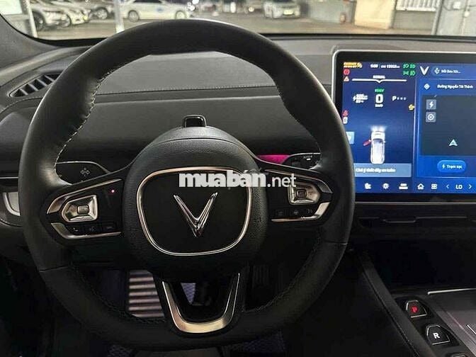 VinFast VF9 2024 Plus - 1400 km giá 1ty280