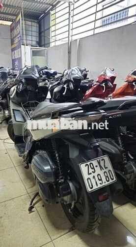 Airblade 2022 xám xi măng, bản Limited