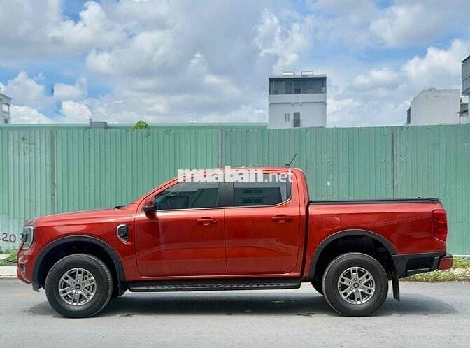 Ford Ranger 2024 XLS 2.0L 4x2 AT - 17000 km