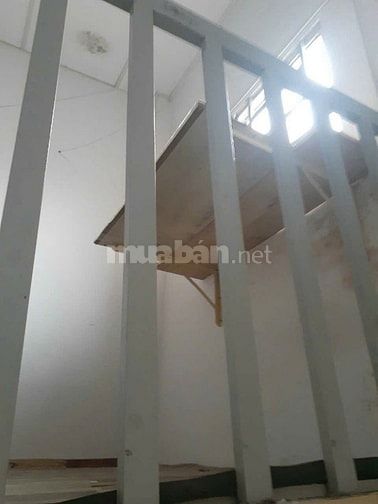 Cho thuê phòng trọ có gác và lối đi riêng