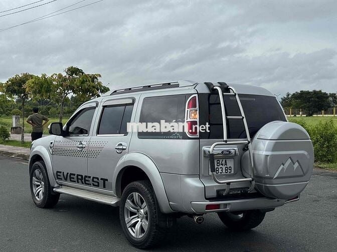 Ford Everest 2011 2.5L 4x2 AT - 138000 km