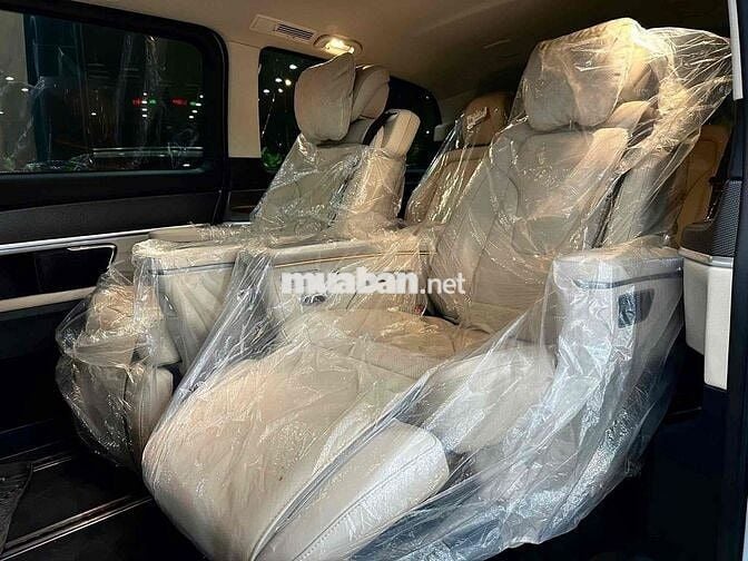 Mercedes Benz V Class 2023 V250 AMG