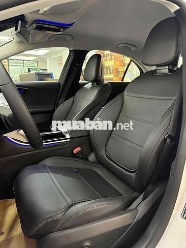 Mercedes Benz GLC Class 2023
