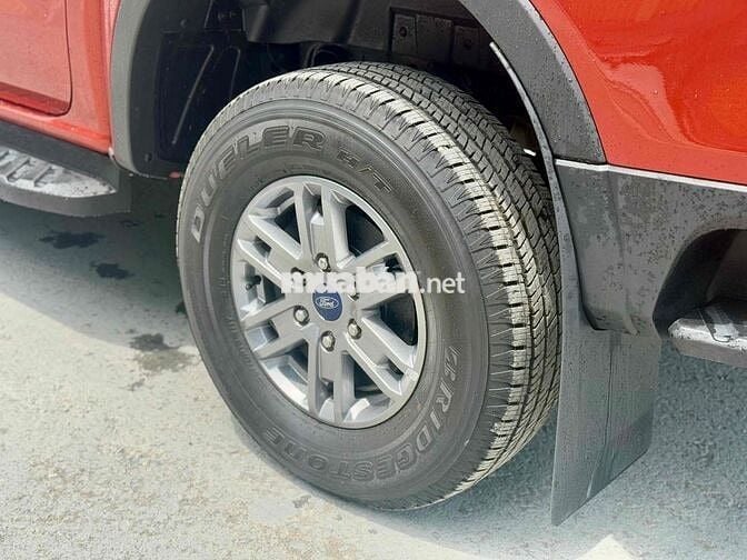 Ford Ranger 2024 XLS 2.0L 4x2 AT - 17000 km
