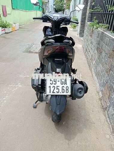 Xe AIRBLADE dòng nhập chính chủ mới tinh giá tốt