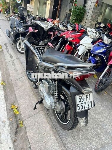 Honda air blade FI 2012 mới 90% Bstp chính chủ