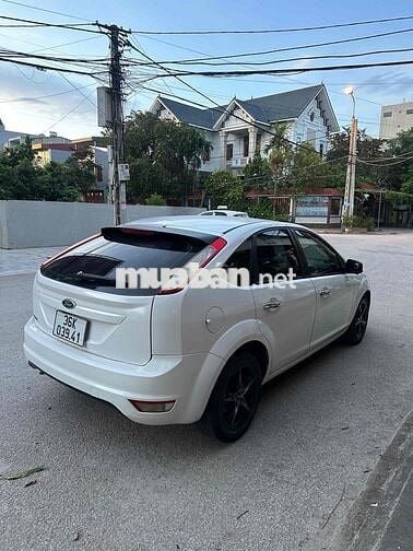 Ford Focus 2010 1.8 AT - 20000 km