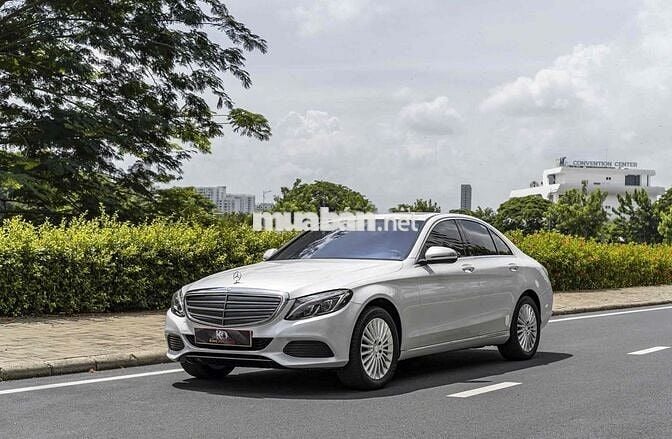 C250 Exclusive - 2017 màu trắng / nt kem siêu đẹp