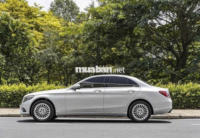 C250 Exclusive - 2017 màu trắng / nt kem siêu đẹp