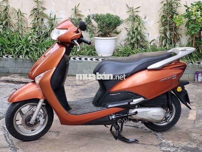 Honda Lead Fi nhập. xe nhà sử dụng