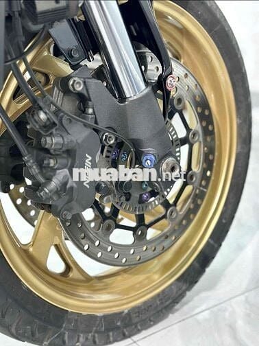 CB1000 abs