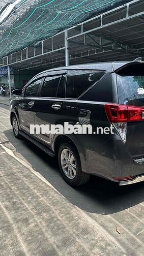 Toyota Innova 2018 2.0G - 101859 km